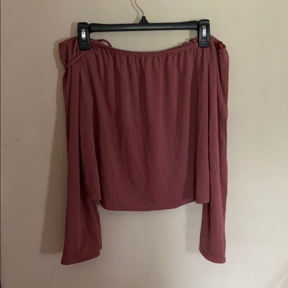 Off the shoulder long sleeve